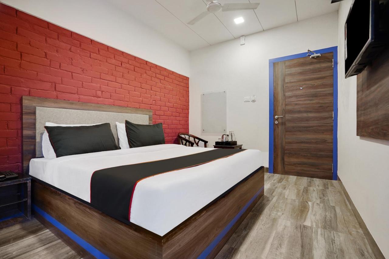 Hotel Super Collection O Kalinga Bapuji Nagar Bhubaneswar Exterior foto